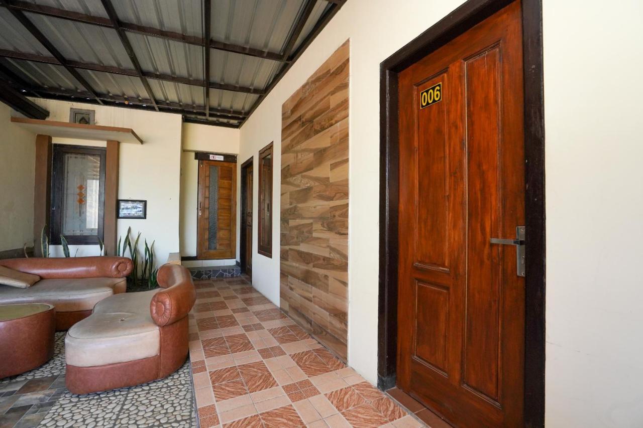 Oyo 1087 Homestay Potato House Bromo Exterior foto